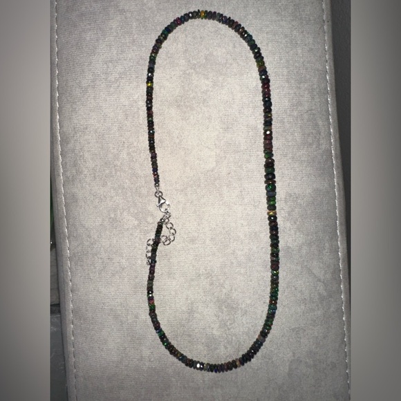Ethiapian Black opal  Beaded Necklace - Picture 5 of 11